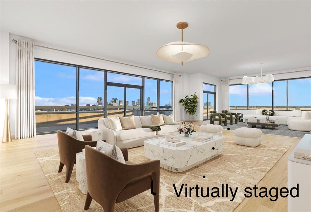 Condo in Dallas, Texas, United States 2 - 18423776