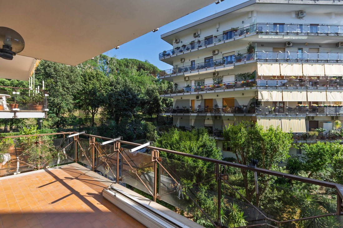 Apartment in Vomero, Naples, Campania 1 - 18424952