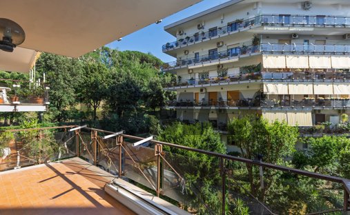 Apartment in Vomero, Naples, Campania 1
