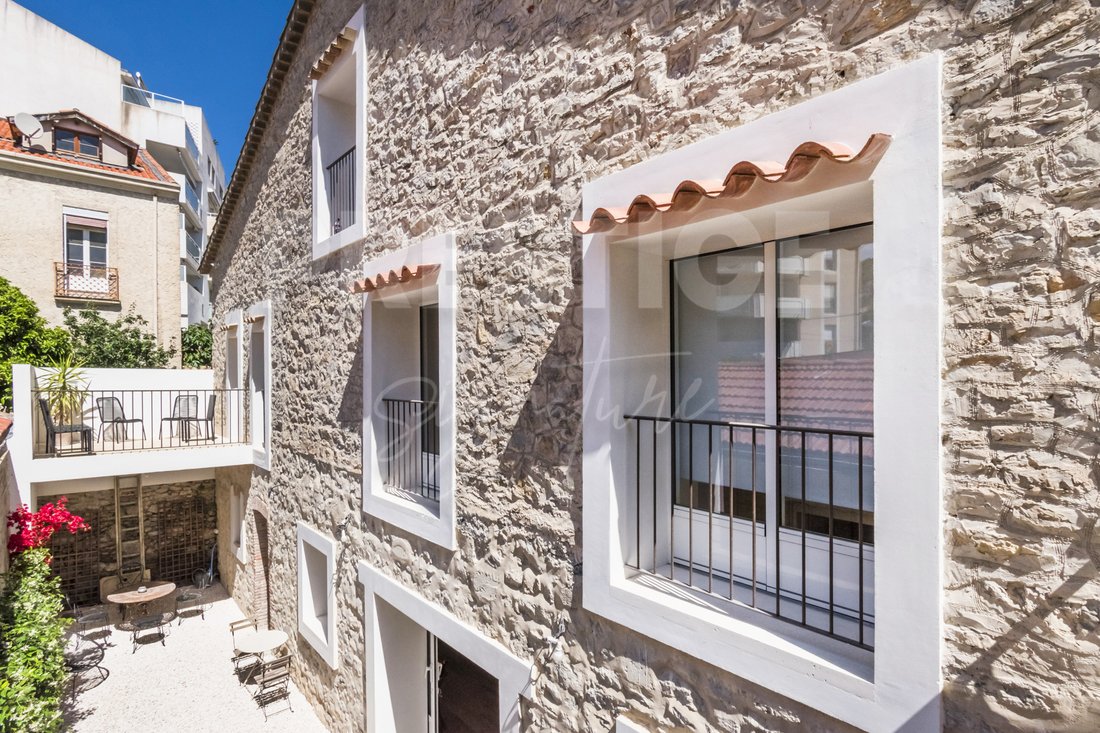 House in Hyeres, Provence-Alpes-Côte d'Azur, France 4 - 18423005