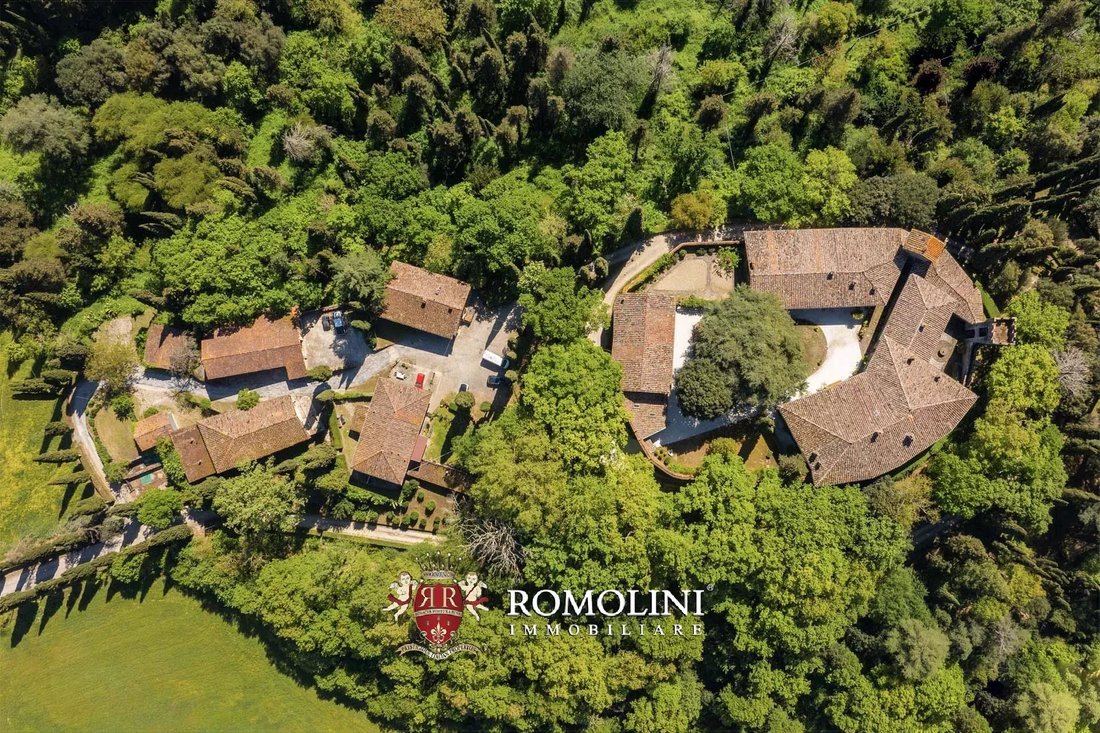Schloss in Barberino di Mugello, Toskana, Italien 5 - 18421489