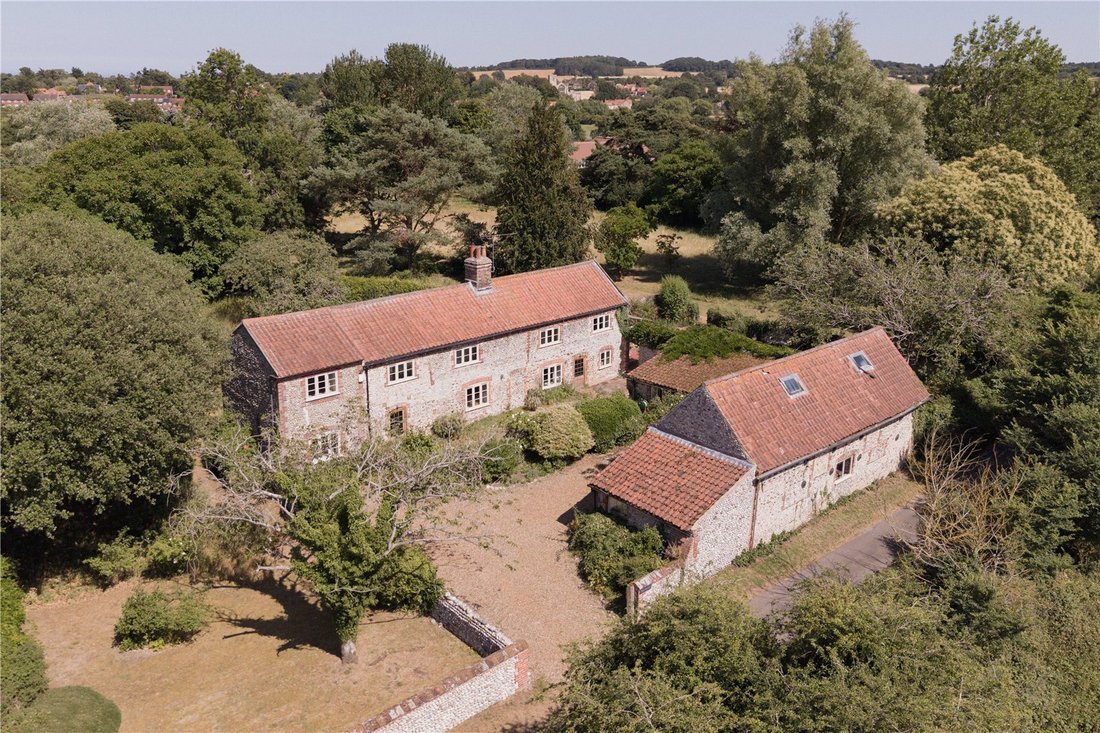 Casa in Wiveton, Inghilterra 1 - 18421253