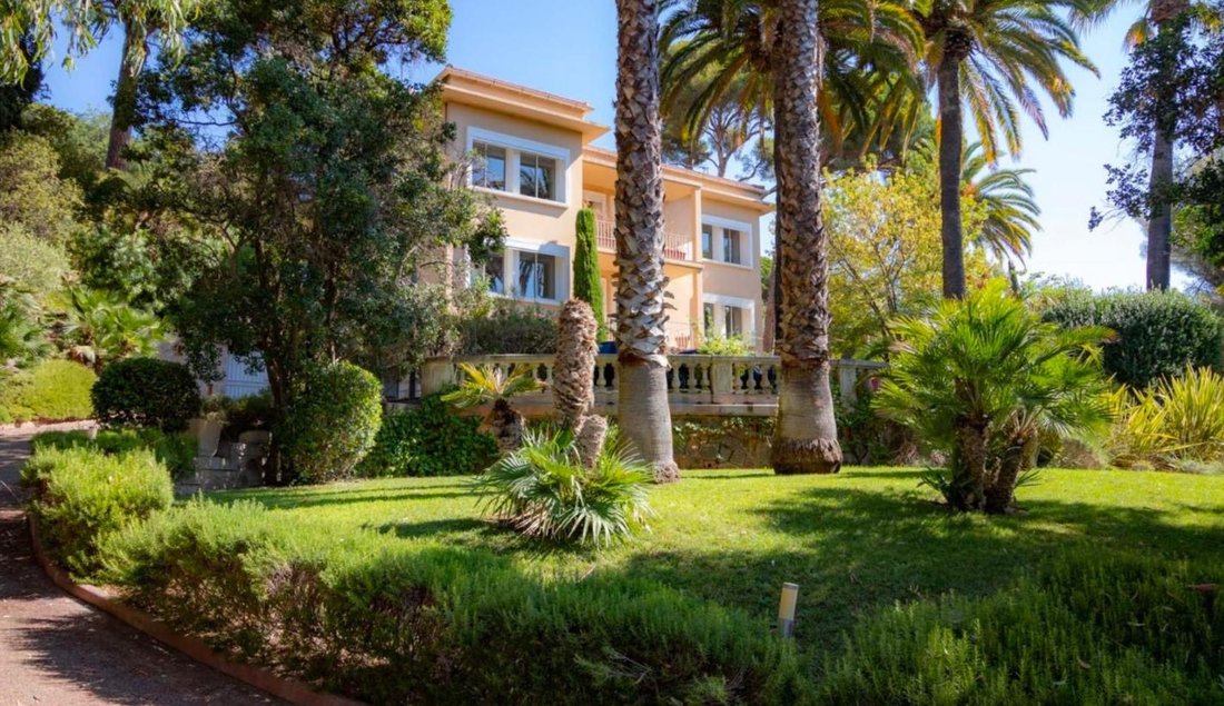 Estate in Le Faron-Fort-Rouge, Toulon, France 2 - 18422861