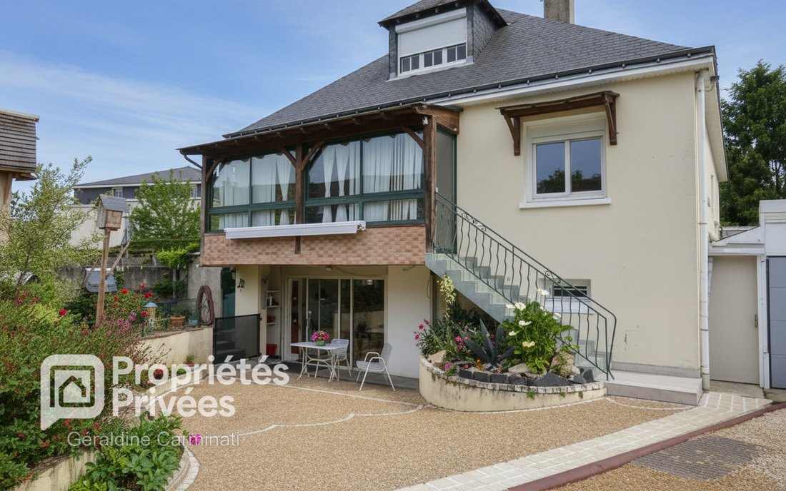 Villa in Saint-Cyr-sur-Loire, Zentrum-Loiretal, Frankreich 1 - 18421598