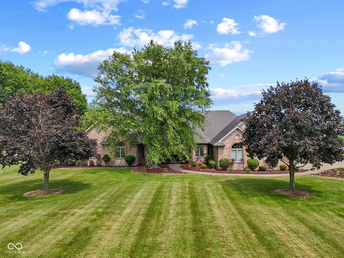 House in Brazil, Indiana, United States 1 - 18421560