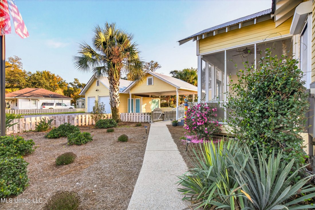 House in Bay St. Louis, Mississippi, United States 5 - 18423022