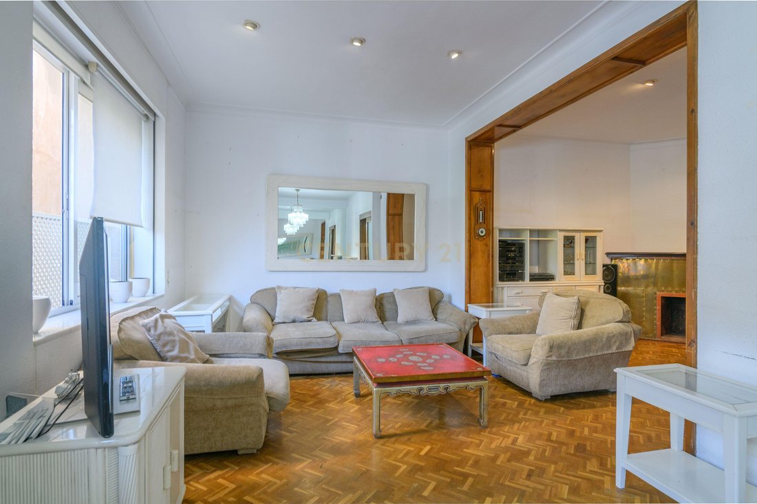 Apartment in Sarrià-Sant Gervasi, Barcelona, Spain 1 - 18424035