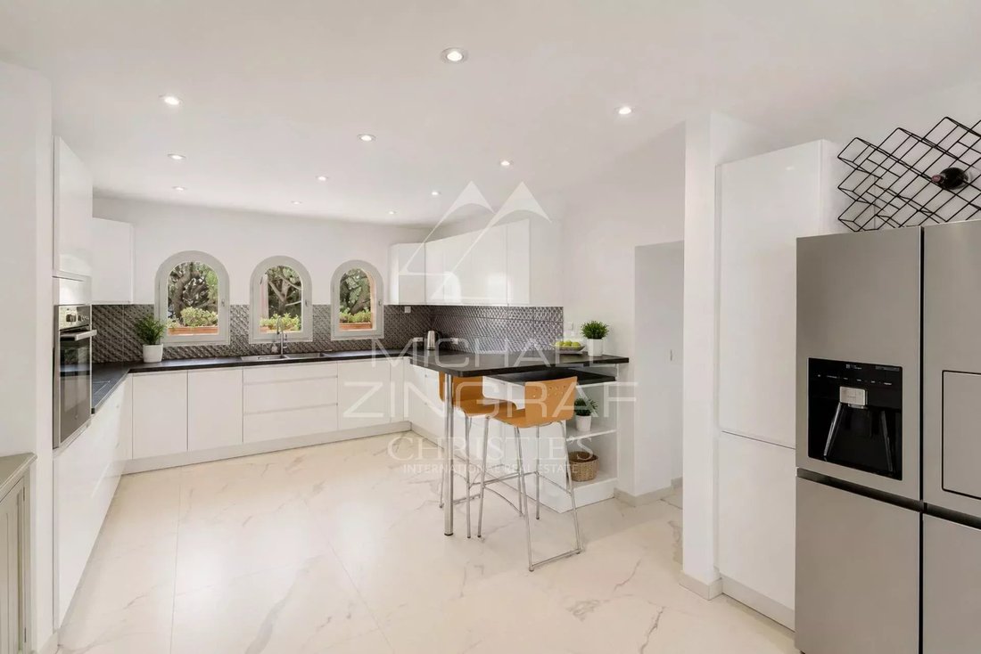 Villa à Nartelle-Noyer-Bellevue-bd des Sardinaux, Sainte-Maxime, France 5 - 18421144