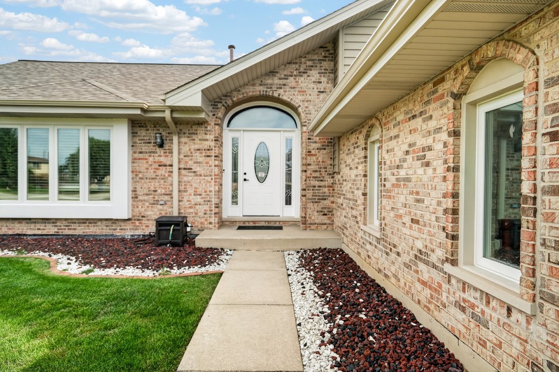 House in Orland Park, Illinois, United States 2 - 18423390