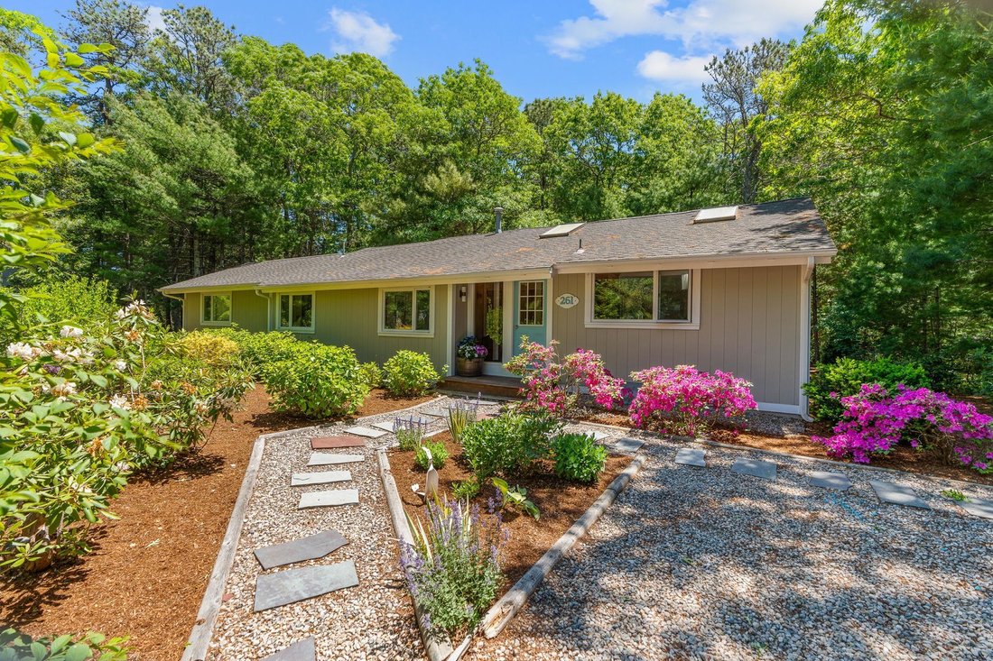 House in Mashpee, Massachusetts, United States 3 - 18420592