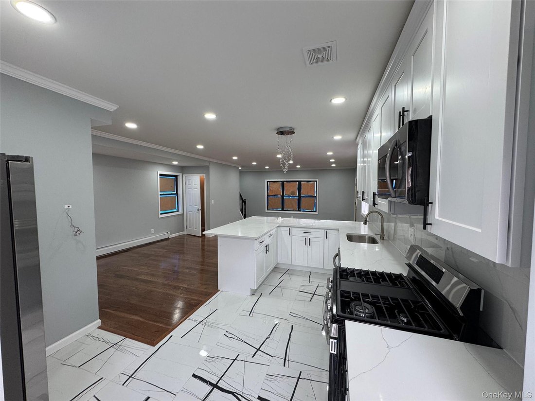 Apartment in New York, New York, United States 2 - 18423441