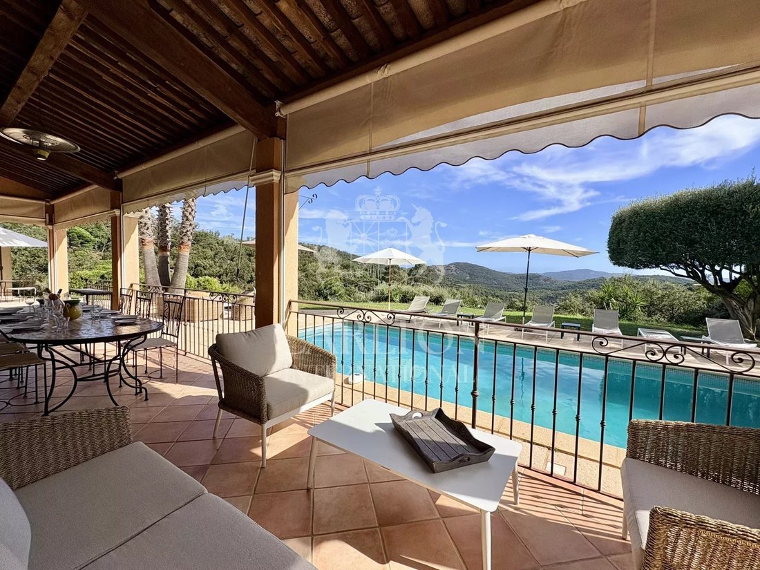 Villa in La Garde-Freinet, Provence-Alpes-Côte d'Azur, France 3 - 18421336