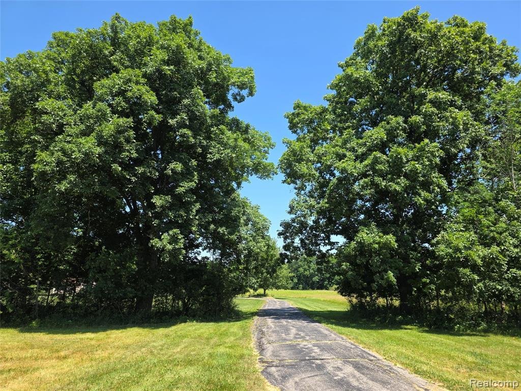 House in Howell, Michigan, United States 3 - 18358875