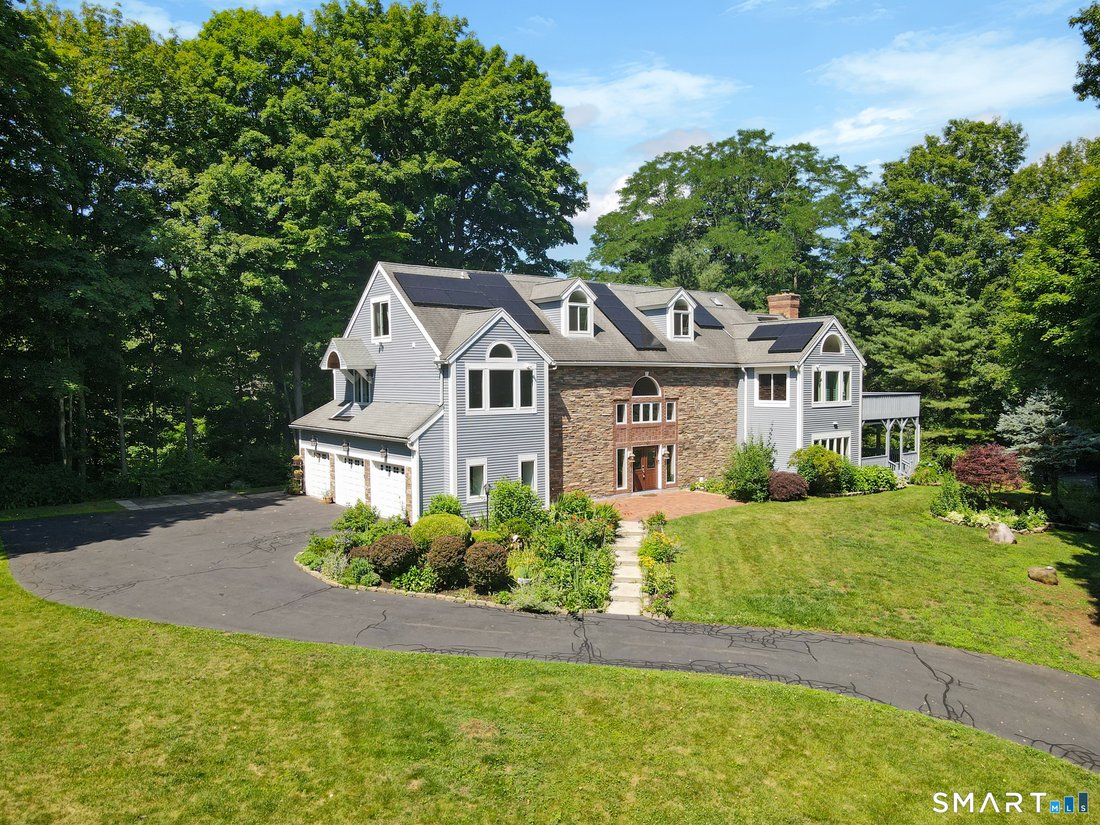 House in Cheshire, Connecticut, United States 2 - 18420510