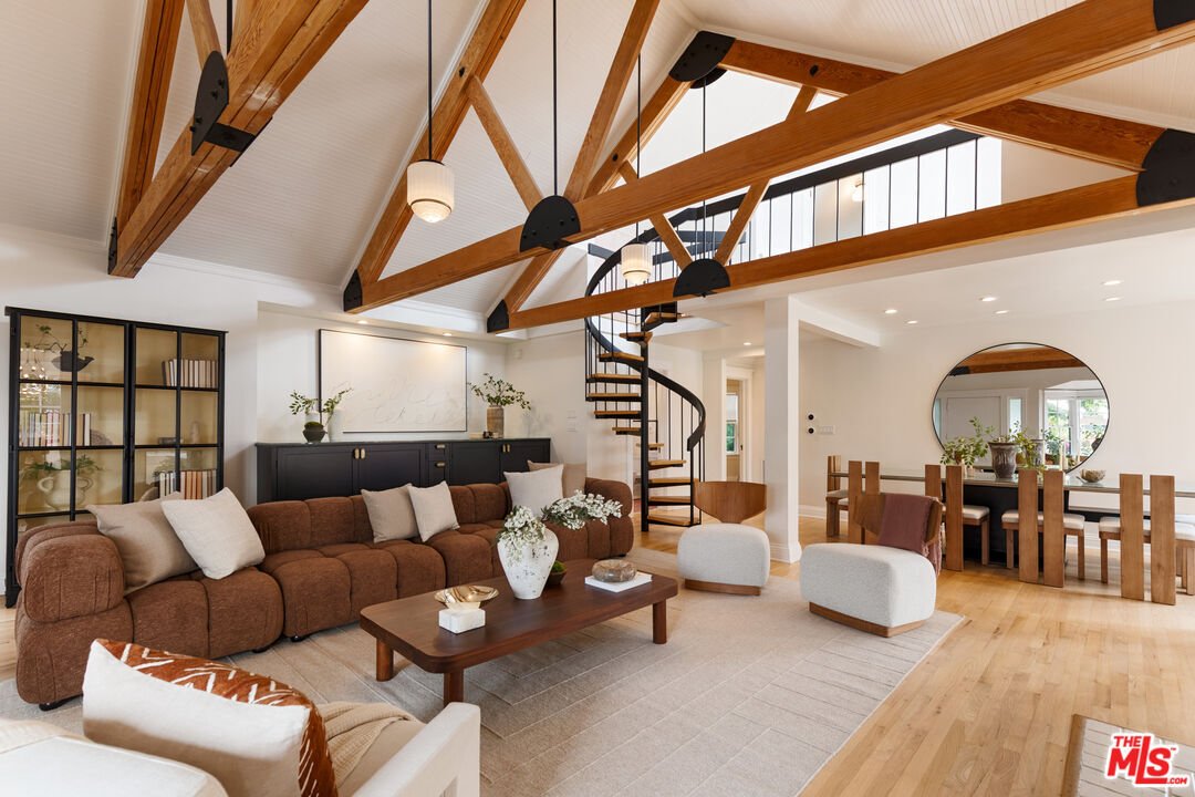 House in Los Angeles, California, United States 5 - 18421900