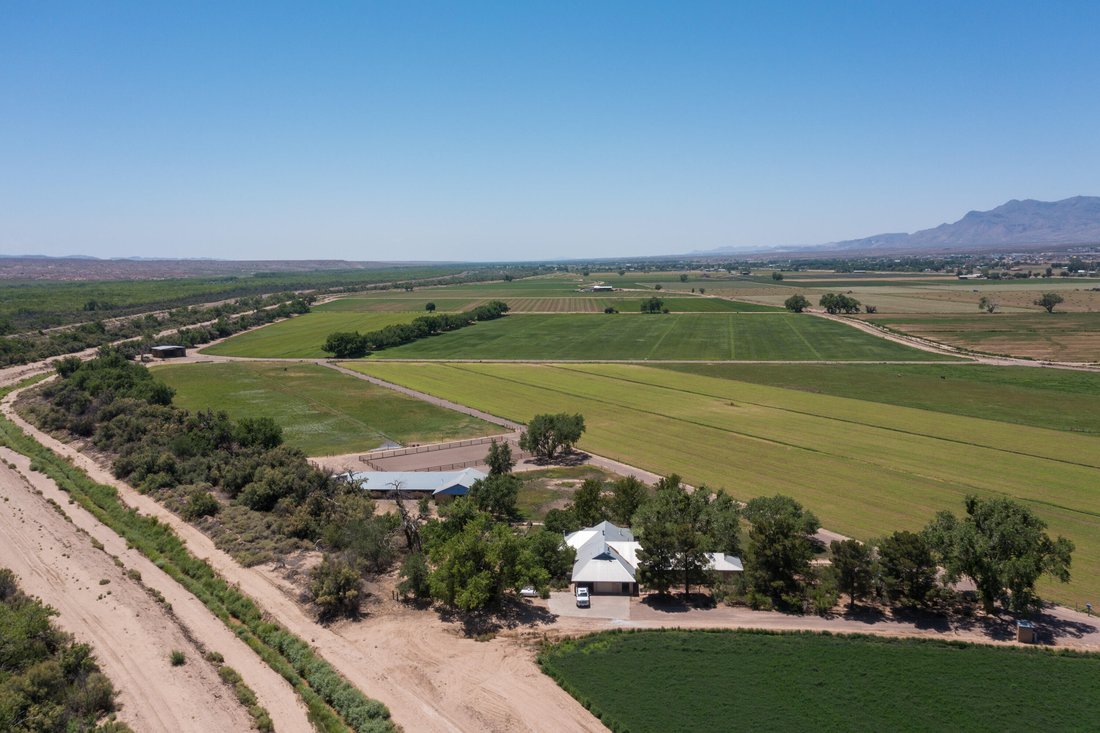 House in Lemitar, New Mexico, United States 3 - 18420676
