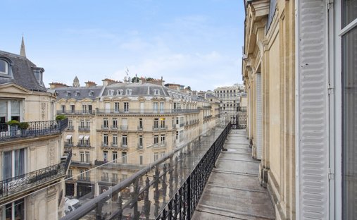 Apartment in Triangle d'Or, Paris 8e Arrondissement, Paris 1