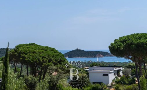 Villa in Zonza, Corsica, France 1