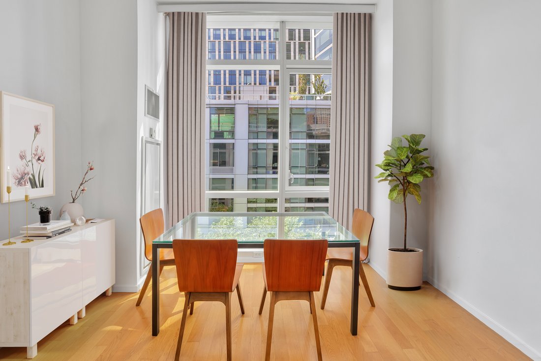 Condo in New York, New York, United States 2 - 18424355