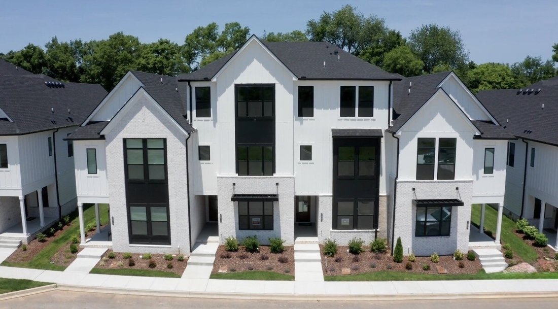 Townhouse in Thompson's Station, Tennessee, United States 1 - 18422633