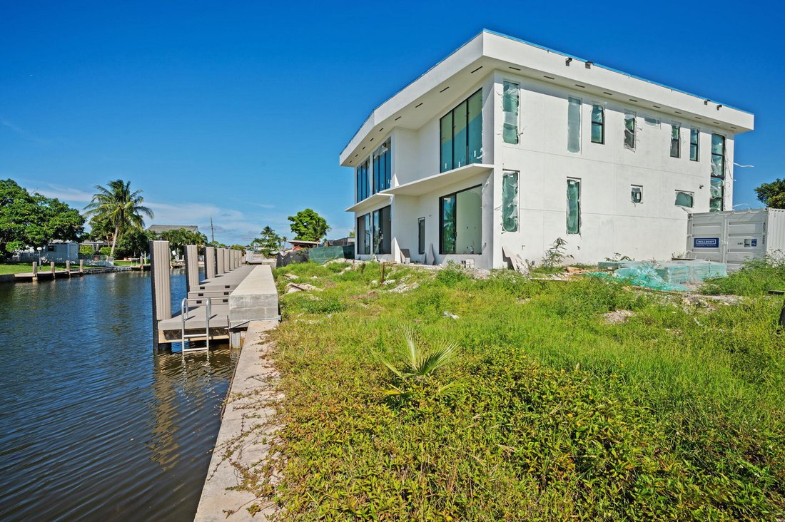 House in Dania Beach, Florida, United States 5 - 16632135