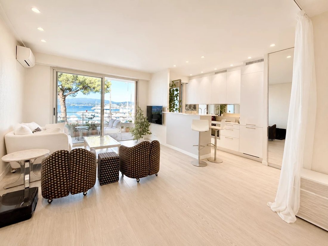 Apartment in Cannes, Provence-Alpes-Côte d'Azur, France 3 - 18421465