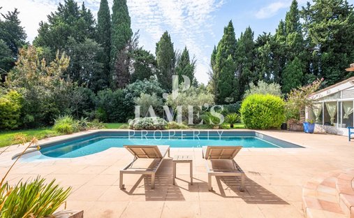 House in Fontvieille, Provence-Alpes-Côte d'Azur, France 1
