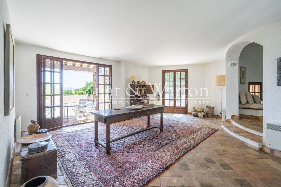 Villa in Sud, Cavalaire-sur-Mer, France 4 - 18424003