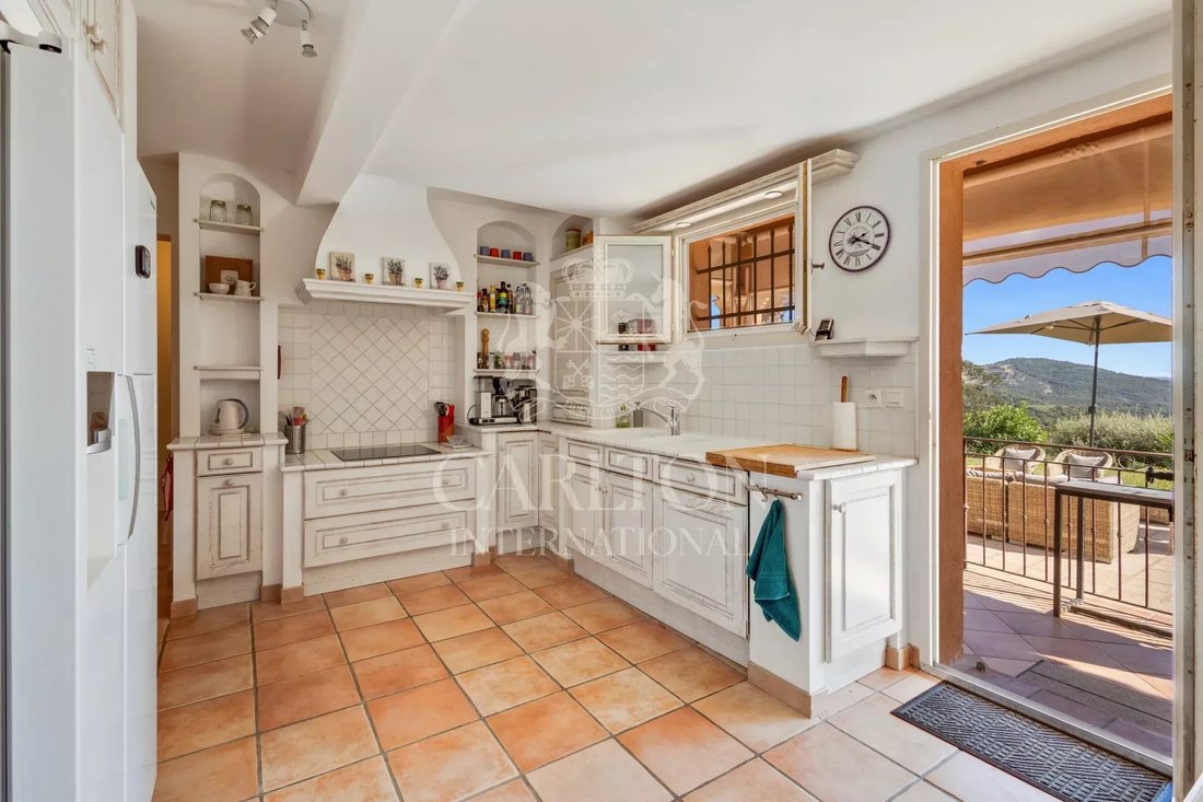 Villa in La Garde-Freinet, Provence-Alpes-Côte d'Azur, France 4 - 18421336