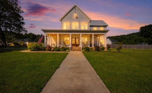 House in Scottsboro, AL, United States 1