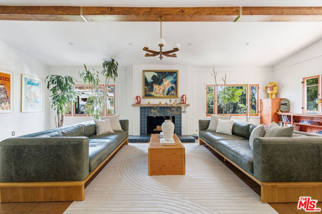 House in Altadena, California, United States 4 - 18423433