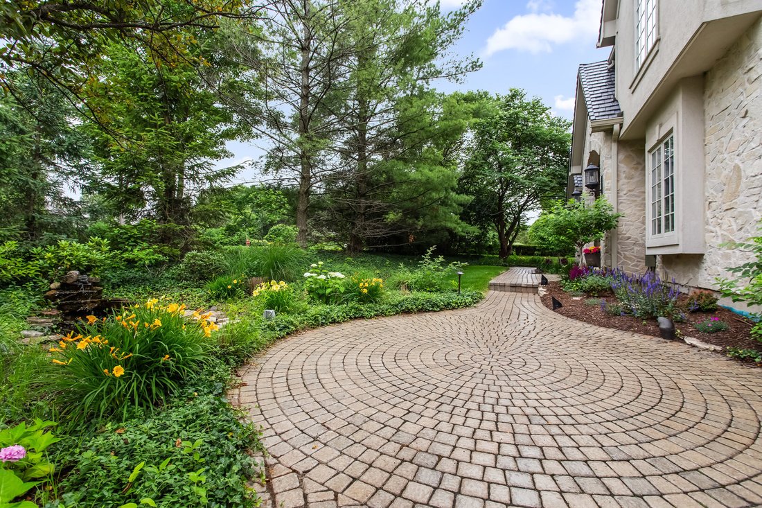 House in Burr Ridge, Illinois, United States 4 - 18423380