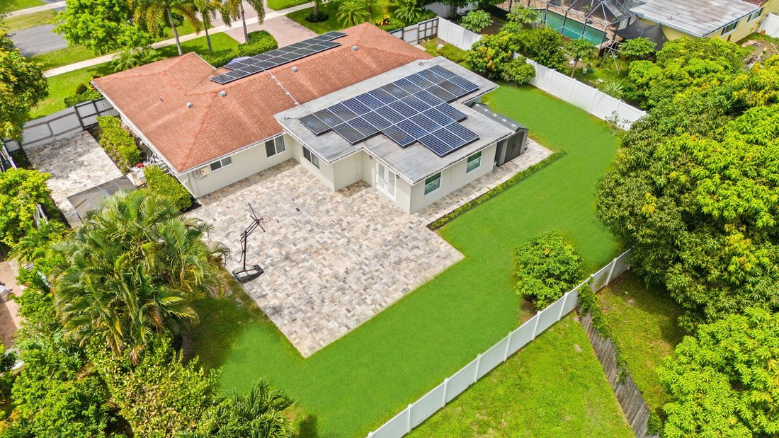 House in Plantation, Florida, United States 5 - 18422838