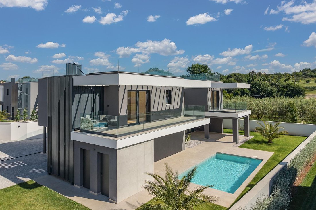 Villa in Pomer, Istria County, Croatia 2 - 14422978