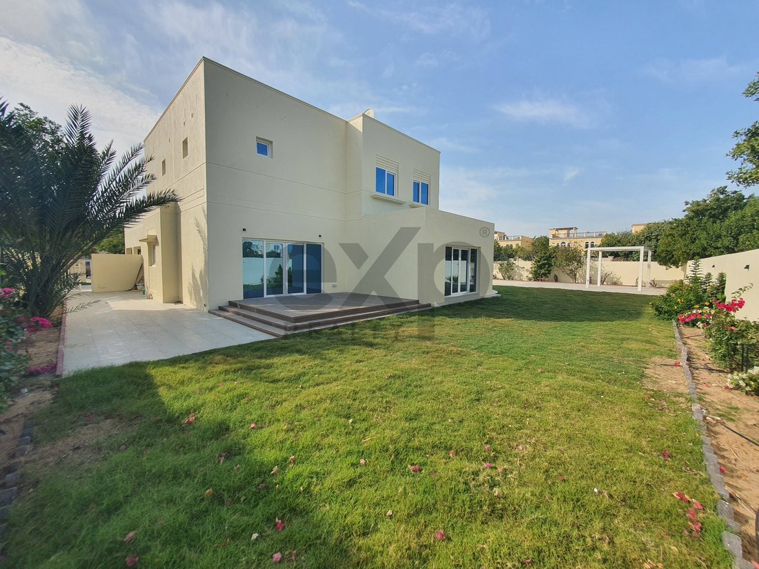 Villa in Al Thanyah 4, Al Thanyah, Dubai 1 - 18422111