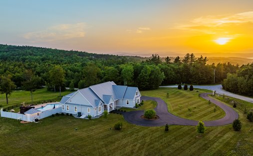 House in Sutton, New Hampshire, United States 1