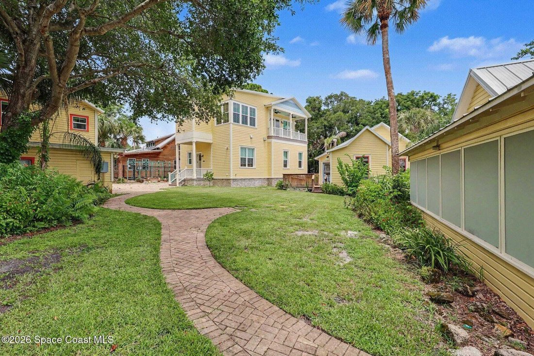Cocoa, Florida, United States 4 - 18424991
