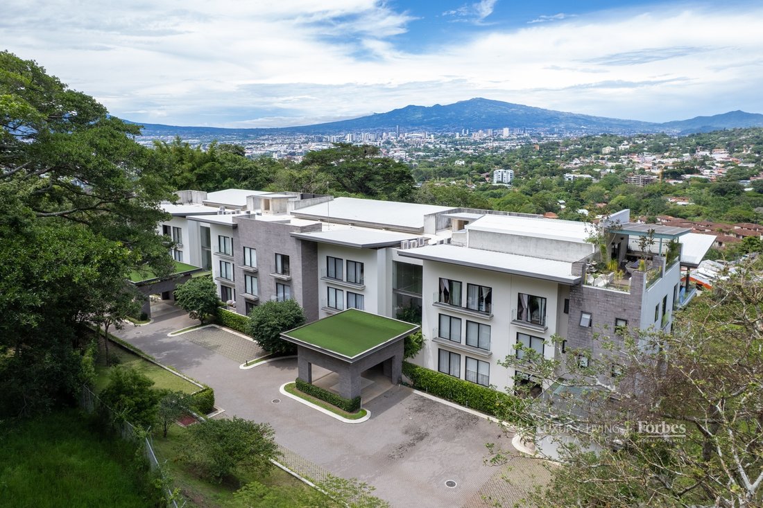Apartment in San Rafael de Escazú, San José Province, Costa Rica 4 - 18166535