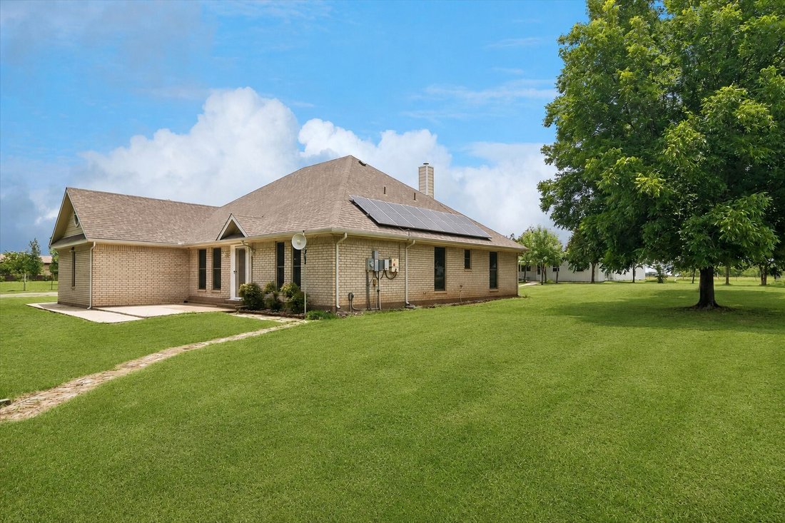 Farm Ranch in Sanger, Texas, United States 1 - 18286094
