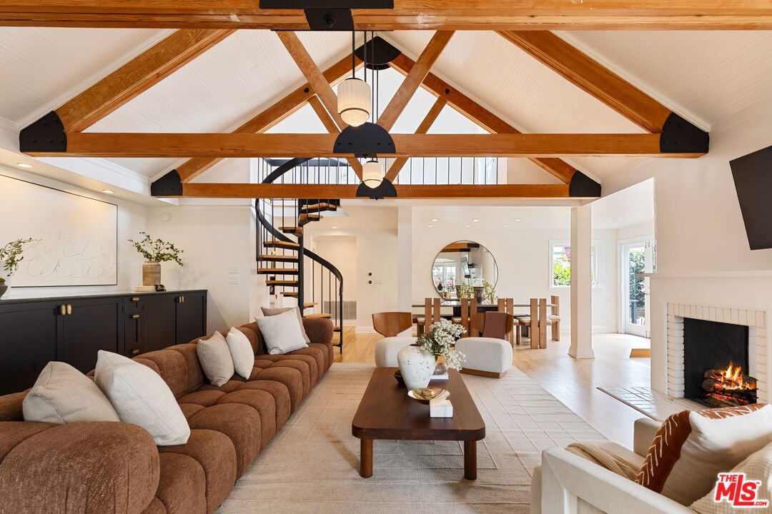 House in Los Angeles, California, United States 1 - 18421900