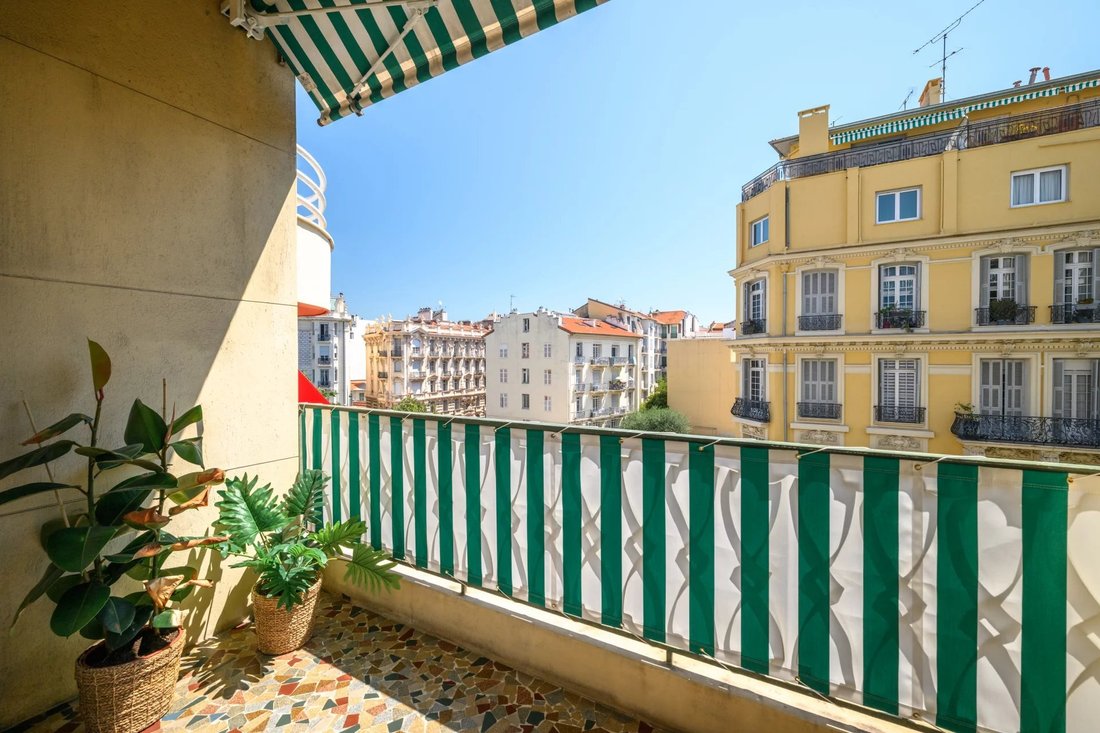 Apartment in Fleurs-Gambetta, Nice, France 2 - 15376121