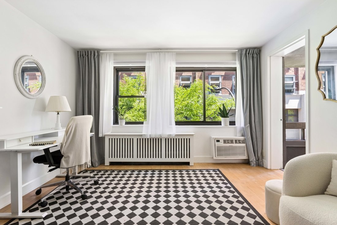 Co Op in New York, New York, United States 5 - 18423972