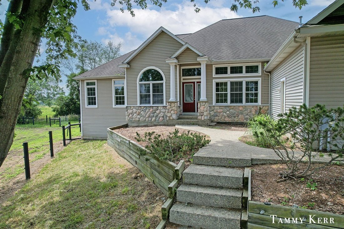 House in Holland, Michigan, United States 1 - 18423640