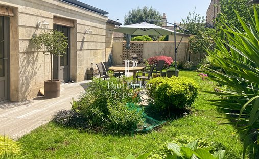 Villa in Le Lac-Bacalan, Bordeaux, France 1