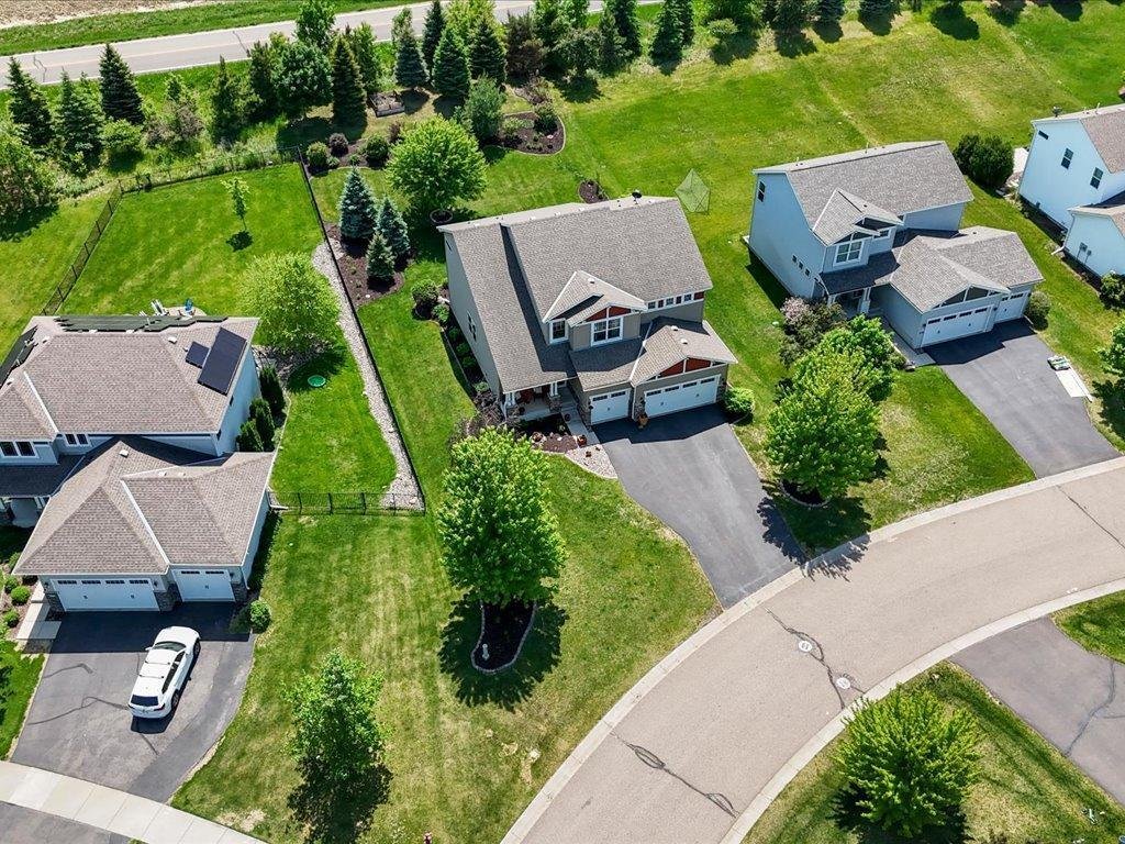 House in Chaska, Minnesota, United States 2 - 18141712