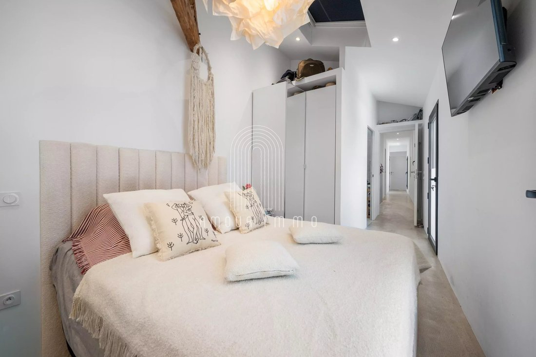 Apartment in Liberation, Nice, France 5 - 18421341