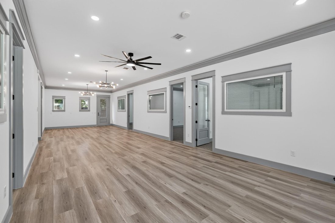 House in Humble, Texas, United States 5 - 18423709
