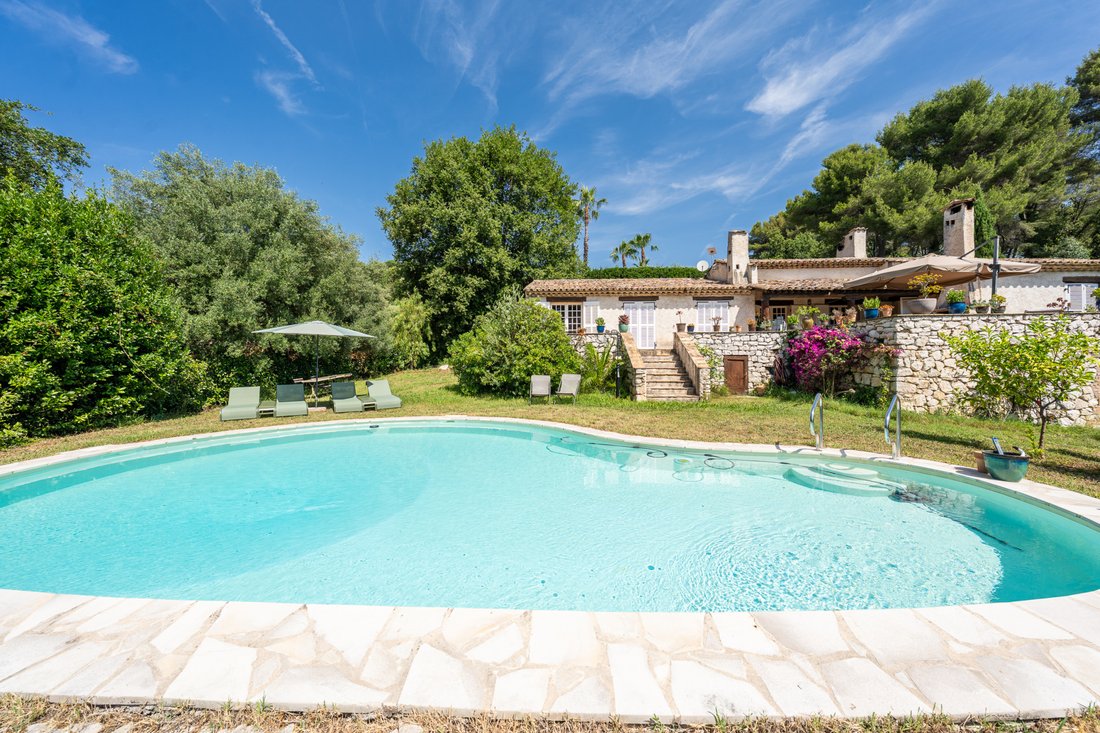 Villa in Saint-Paul-de-Vence, Provence-Alpes-Côte d'Azur, France 3 - 18422937