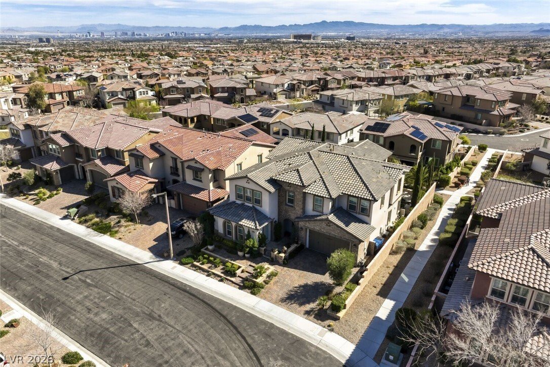 House in Las Vegas, Nevada, United States 5 - 18422448