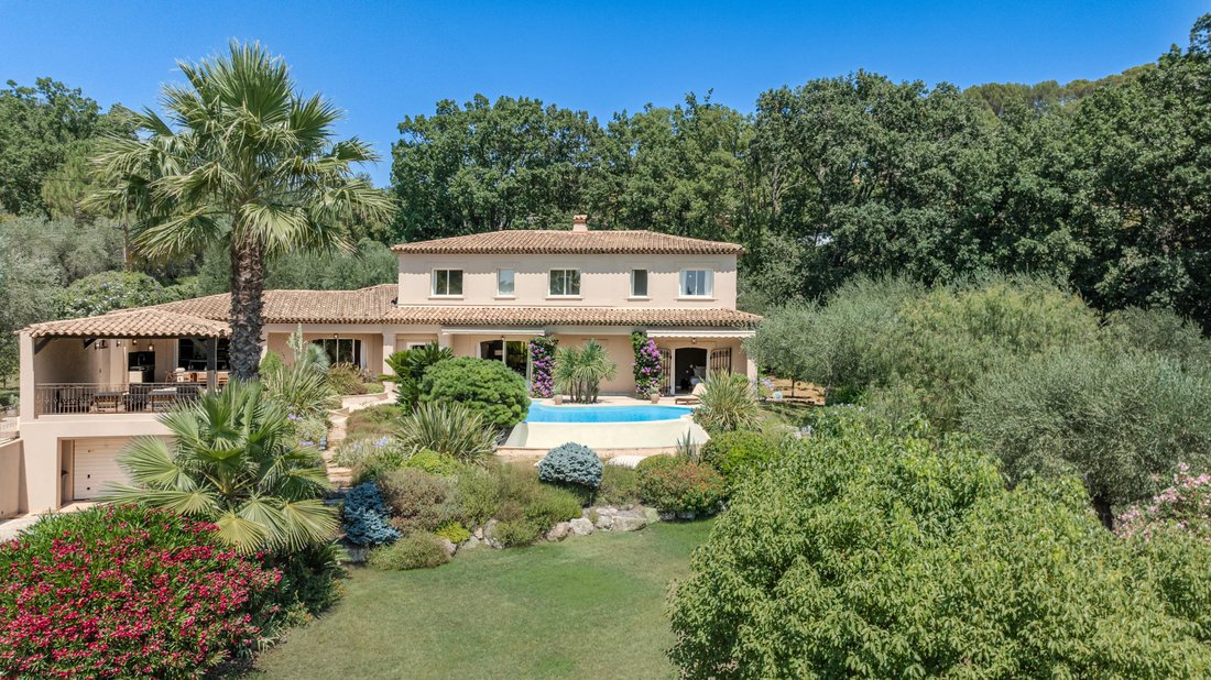 Villa in Mougins, Provence-Alpes-Côte d'Azur, France 2 - 18421328